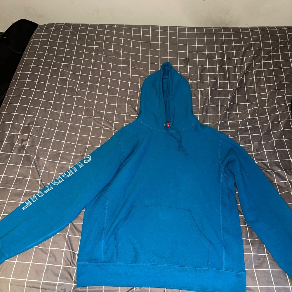 Supreme hoodie